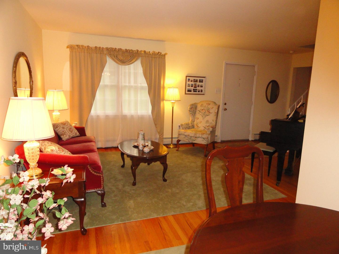 2365 Hill Road Perkiomenville, PA 18074 - Photo 9 of 27 Living Room
