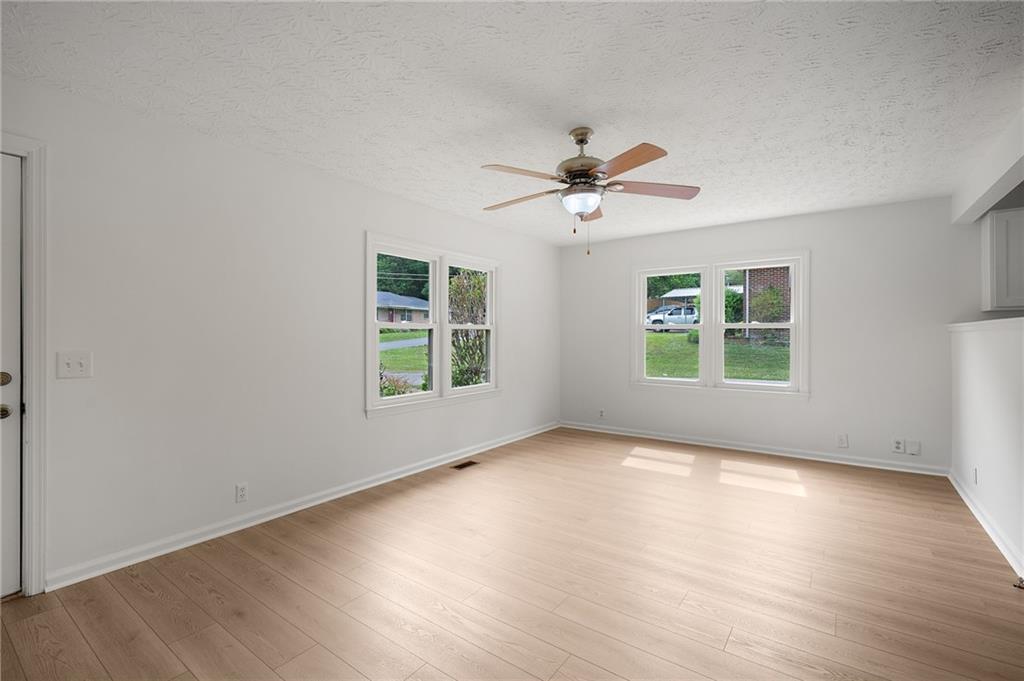 119 Hunt Drive Calhoun, GA 30701 - Photo 6 of 24