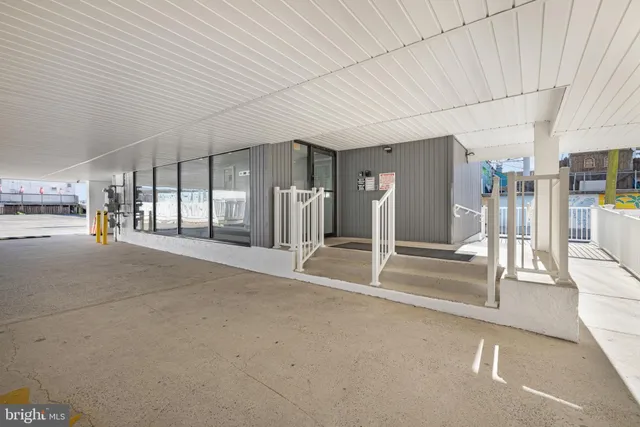 $369,999 | 853-875 Plymouth Place, Unit 10, Ocean City, NJ 08226