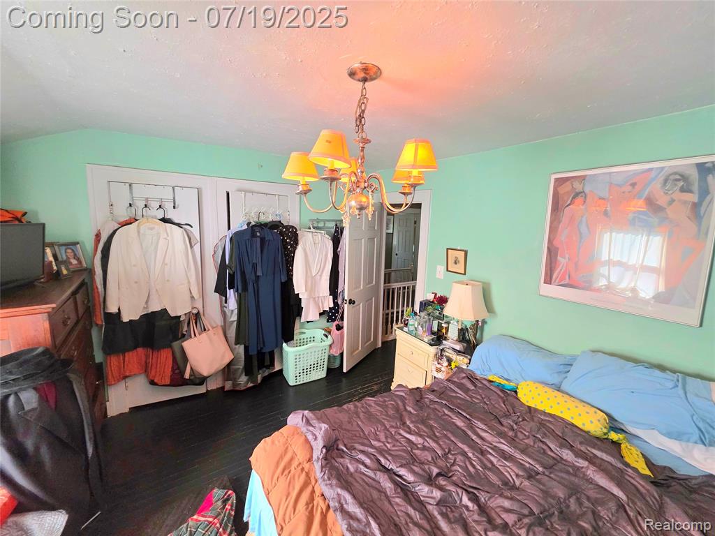 24 Utica Road Pontiac, MI 48341 - Photo 17 of 29
