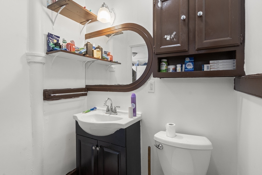 87 Hamilton Street Boston, MA 02125 - Photo 31 of 39