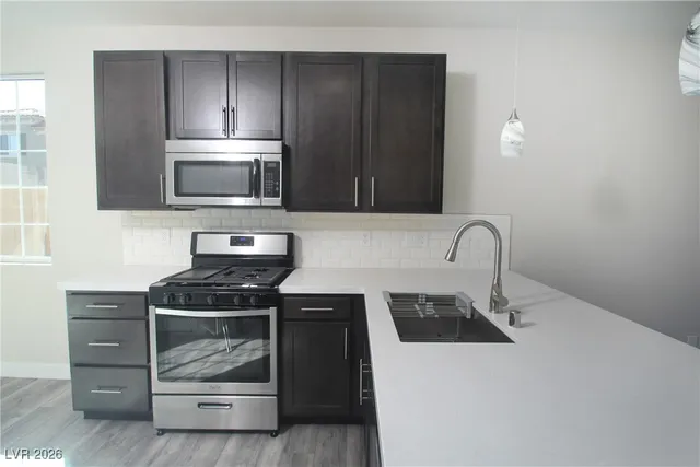 $2,050 | 7916 Violet Dawn Street, Las Vegas, NV 89149