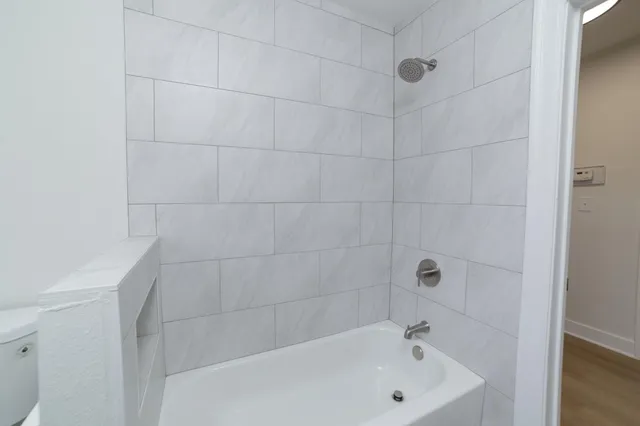 a bathroom with a bathtub