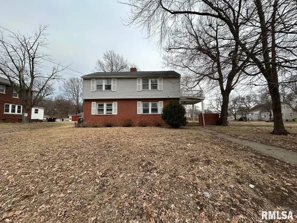 $80,000 | 1404 North Broadway Street, Peoria, IL 61606