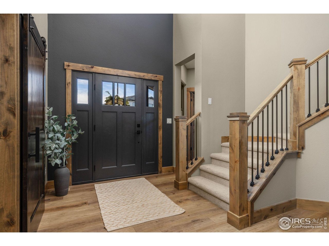 2734 Southwind Road Berthoud, CO 80513 - Photo 5 of 50 Grand Foyer Entrance