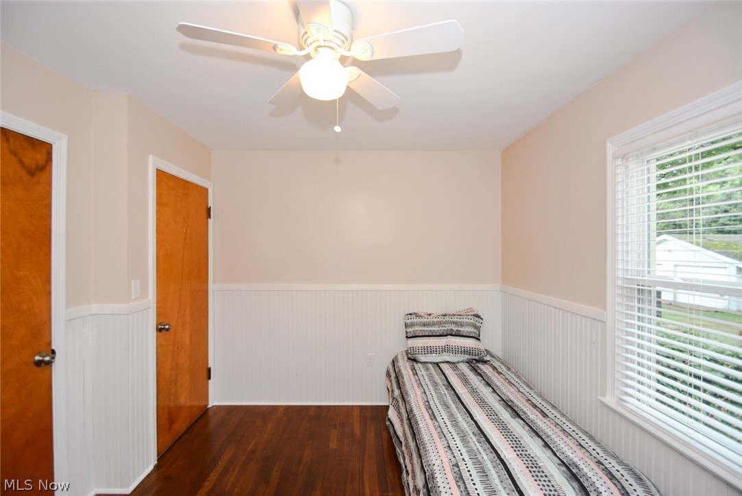 1441 Krumroy Road Akron, OH 44306 - Photo 24 of 35