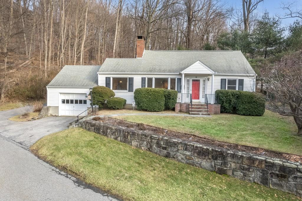 Located at the end of a quiet cul-de-sac, the location is ideal.