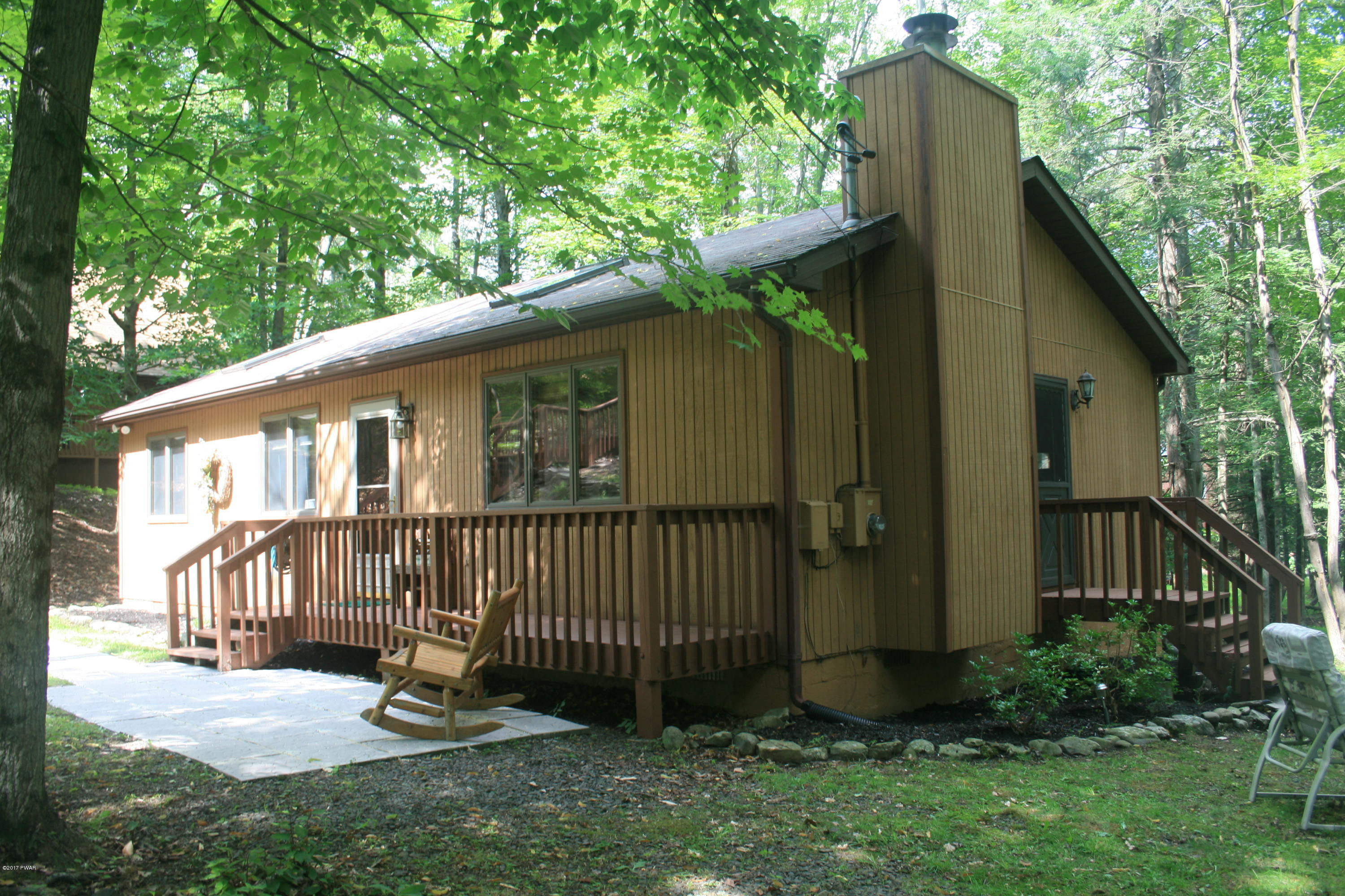 1044 Tomahawk Road Lake Ariel, PA 18436 - Photo 2 of 39
