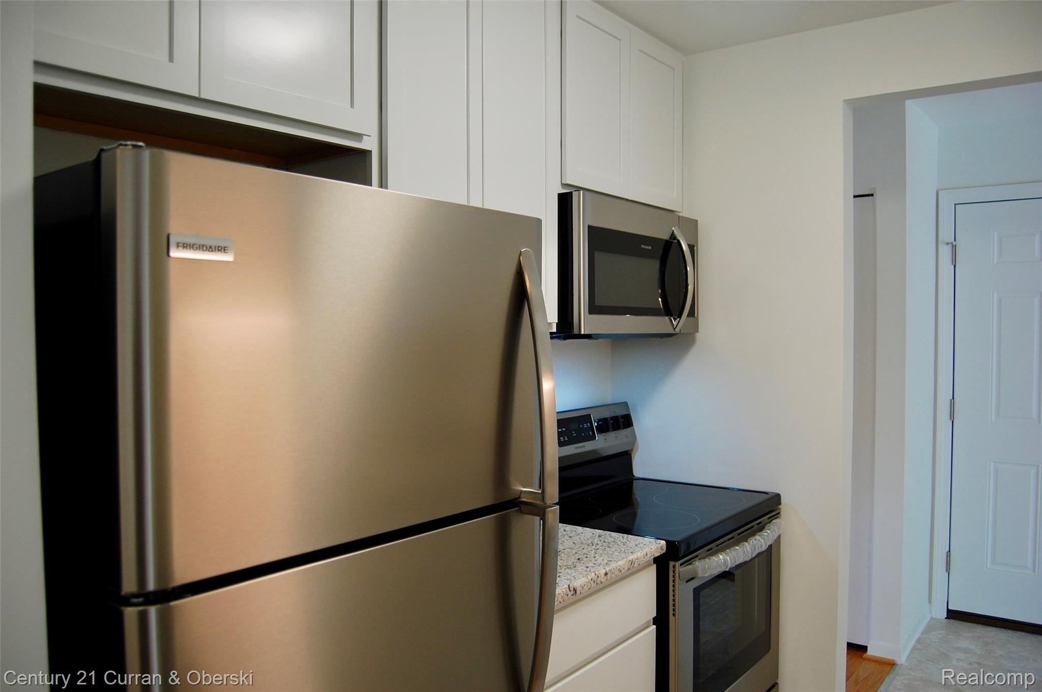 1199 South Sheldon Road, Unit 93 Plymouth, MI 48170 - Photo 13 of 33 fullsizeoutput_153f.jpeg