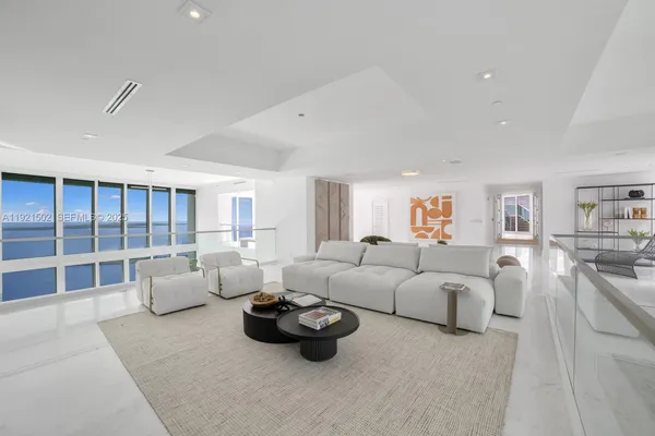 $11,990,000 | 1643 Brickell Avenue, Unit PH4902, Miami, FL 33129