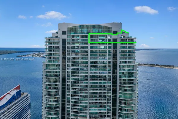 $11,990,000 | 1643 Brickell Avenue, Unit PH4902, Miami, FL 33129