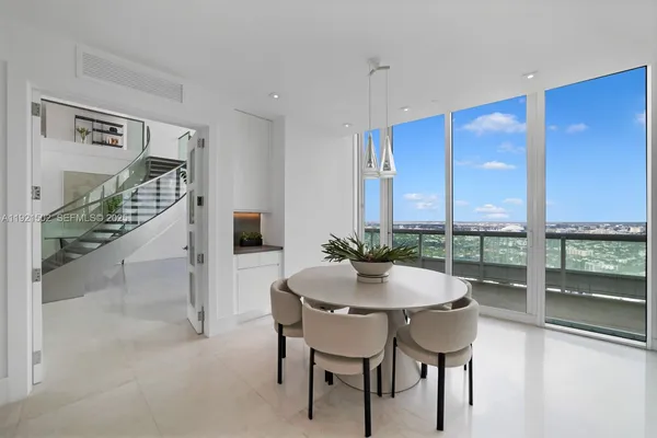 $11,990,000 | 1643 Brickell Avenue, Unit PH4902, Miami, FL 33129