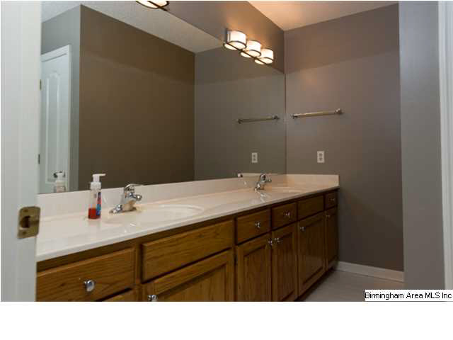 212 Brookshire Road South Cropwell, AL 35054 - Photo 18 of 32