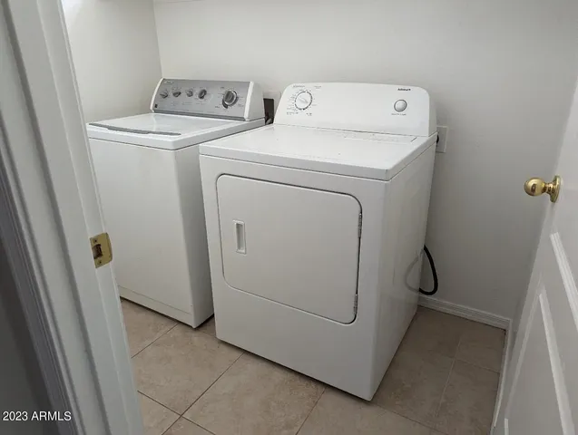 $2,350 | 1209 South Roger Way, Chandler, AZ 85286