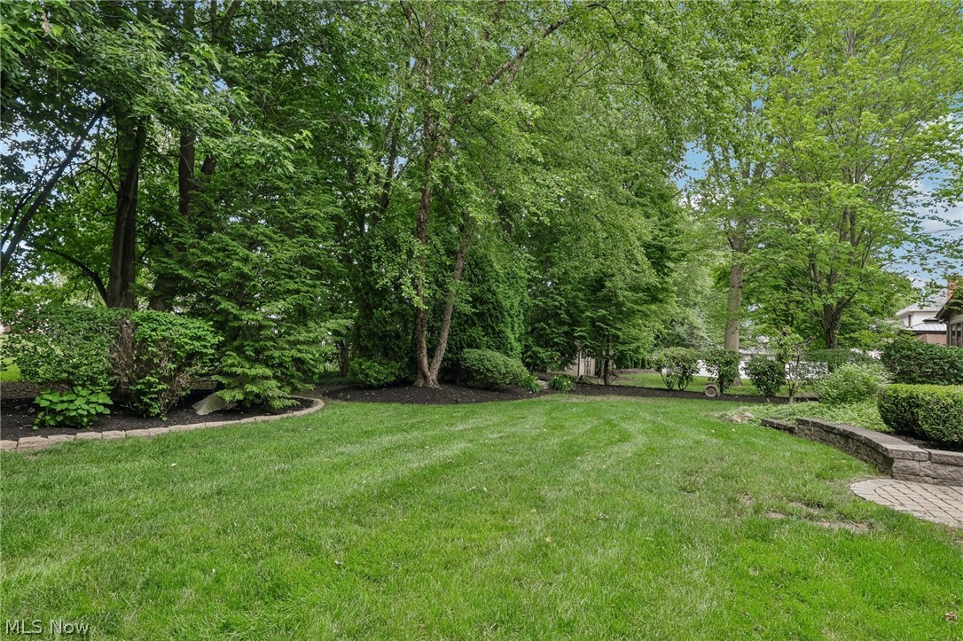 8615 Raintree Run Youngstown, OH 44514 - Photo 44 of 48
