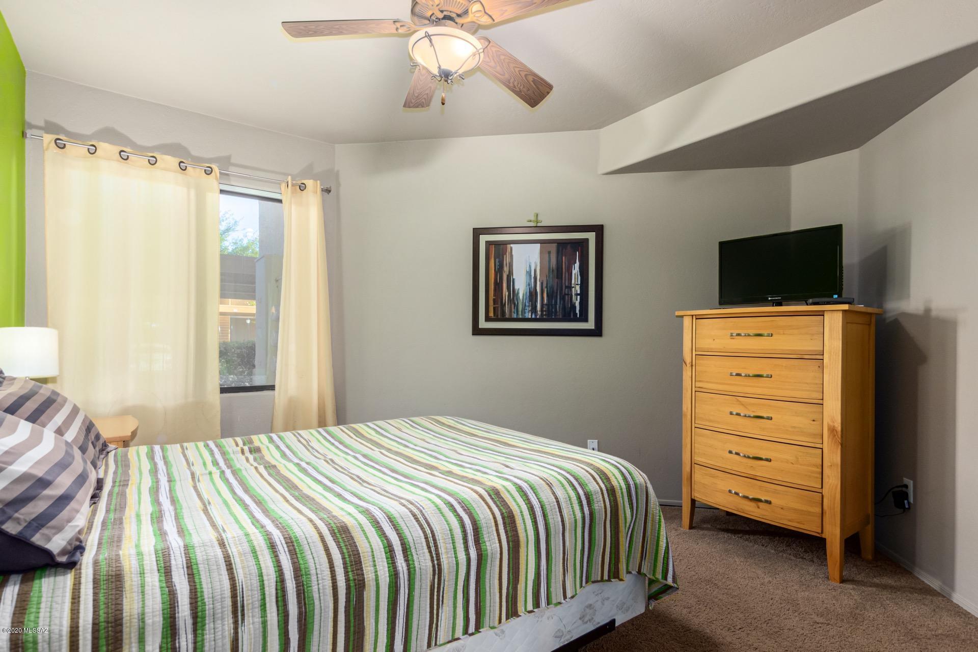 2550 East River Road, Unit 20103 Tucson, AZ 85718 - Photo 16 of 25