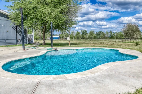 $740,000 | 3437 Brown College Lane, Washington, TX 77880
