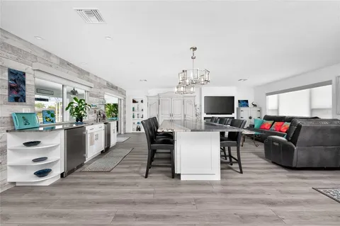 $874,900 | 391 Vía Esplanade, Punta Gorda, FL 33950