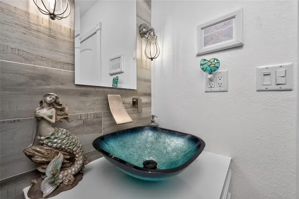 $874,900 | 391 VÃa Esplanade, Punta Gorda, FL 33950