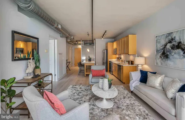 $3,000 | 2125 14th Street Northwest, Unit 205, Washington, DC 20009