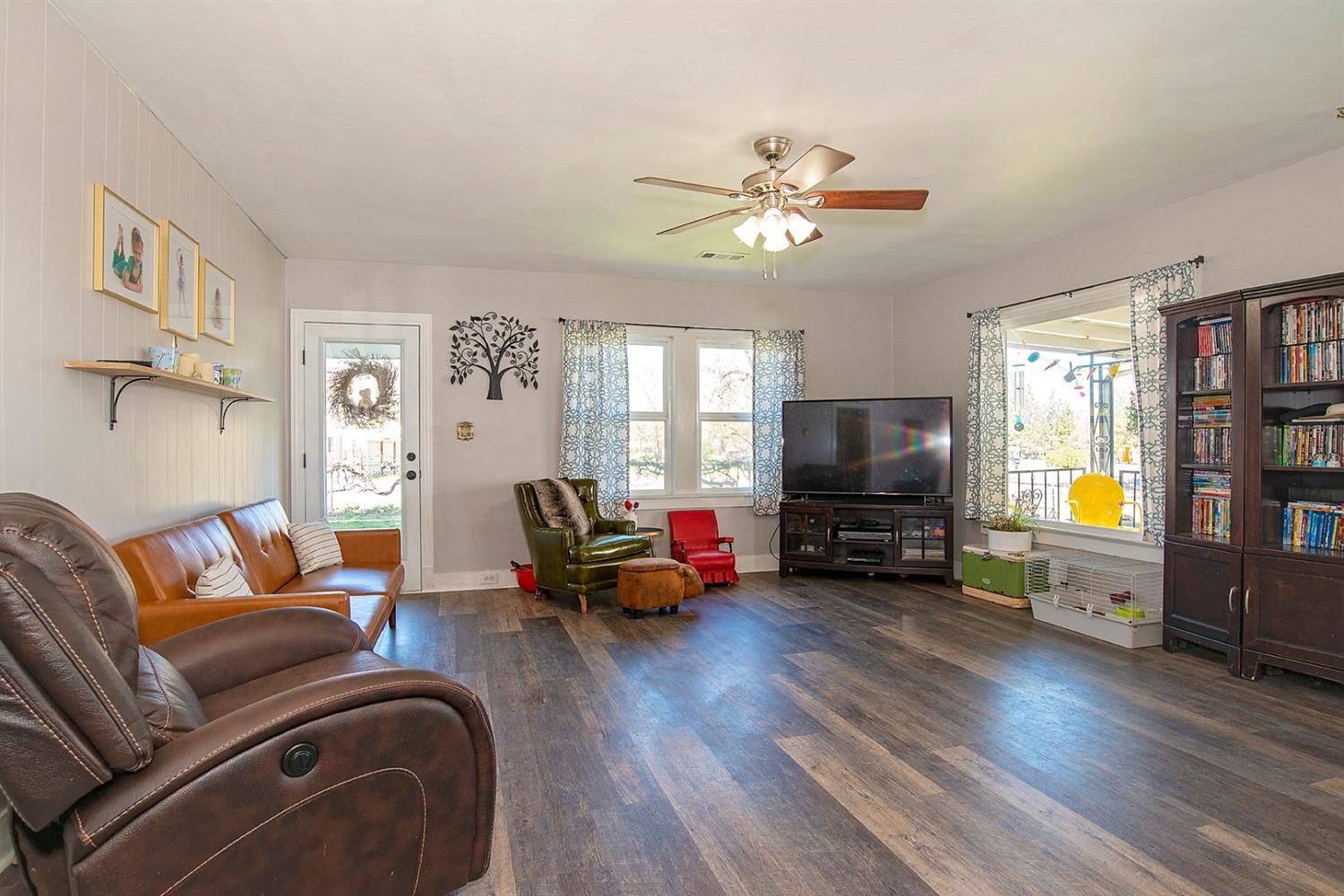 3610 Grant Road Central Point, OR 97502 - Photo 5 of 27 Additional Photo