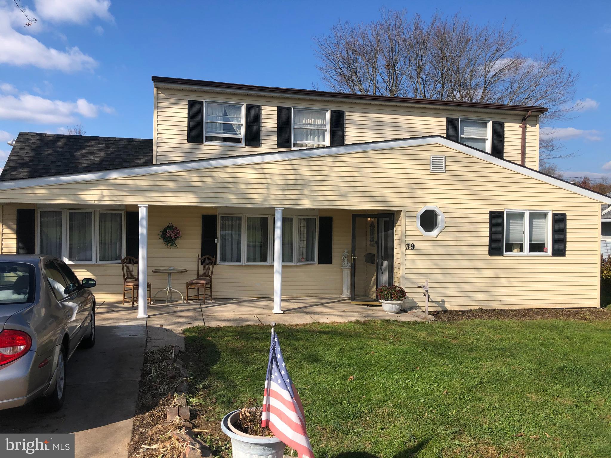 39 Harmony Road Levittown, PA 19056 - Photo 2 of 25 Gallery Image 2
