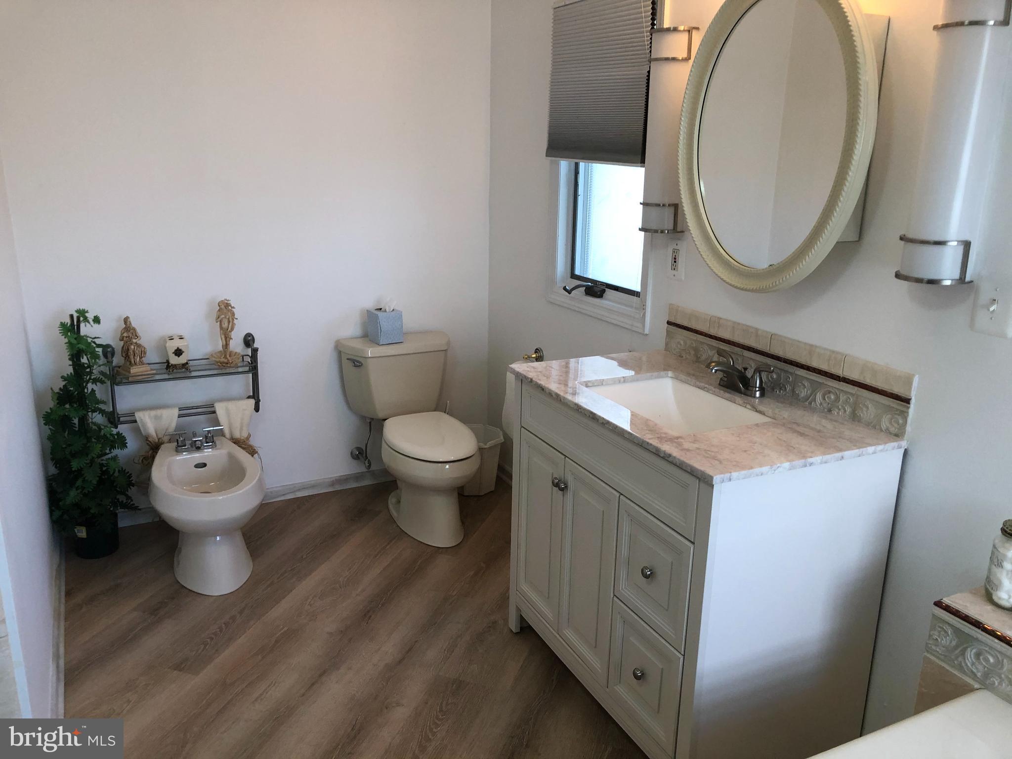 39 Harmony Road Levittown, PA 19056 - Photo 17 of 25 Gallery Image 17