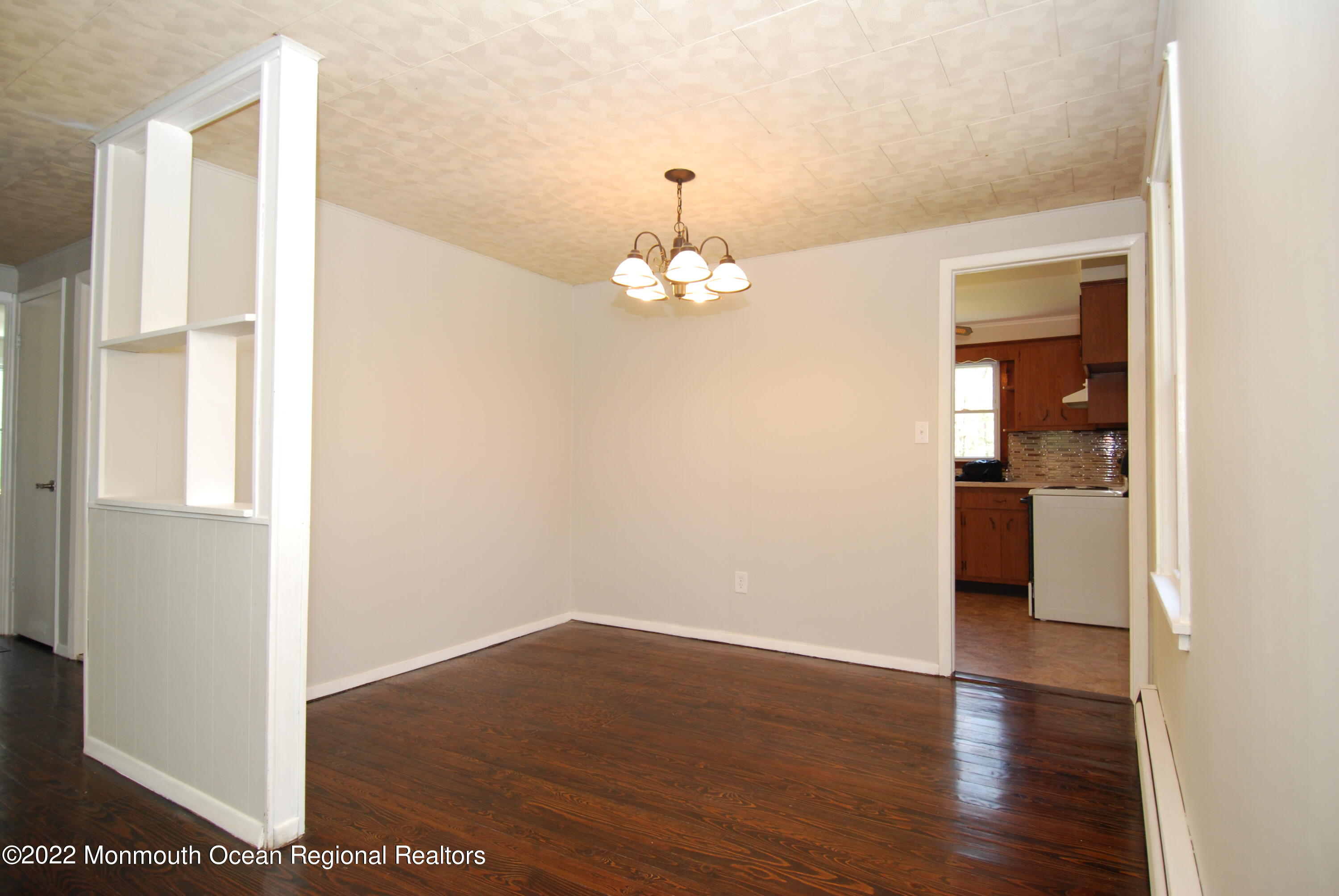 267 Stuart Street Howell, NJ 07731 - Photo 12 of 27 DSC_0044