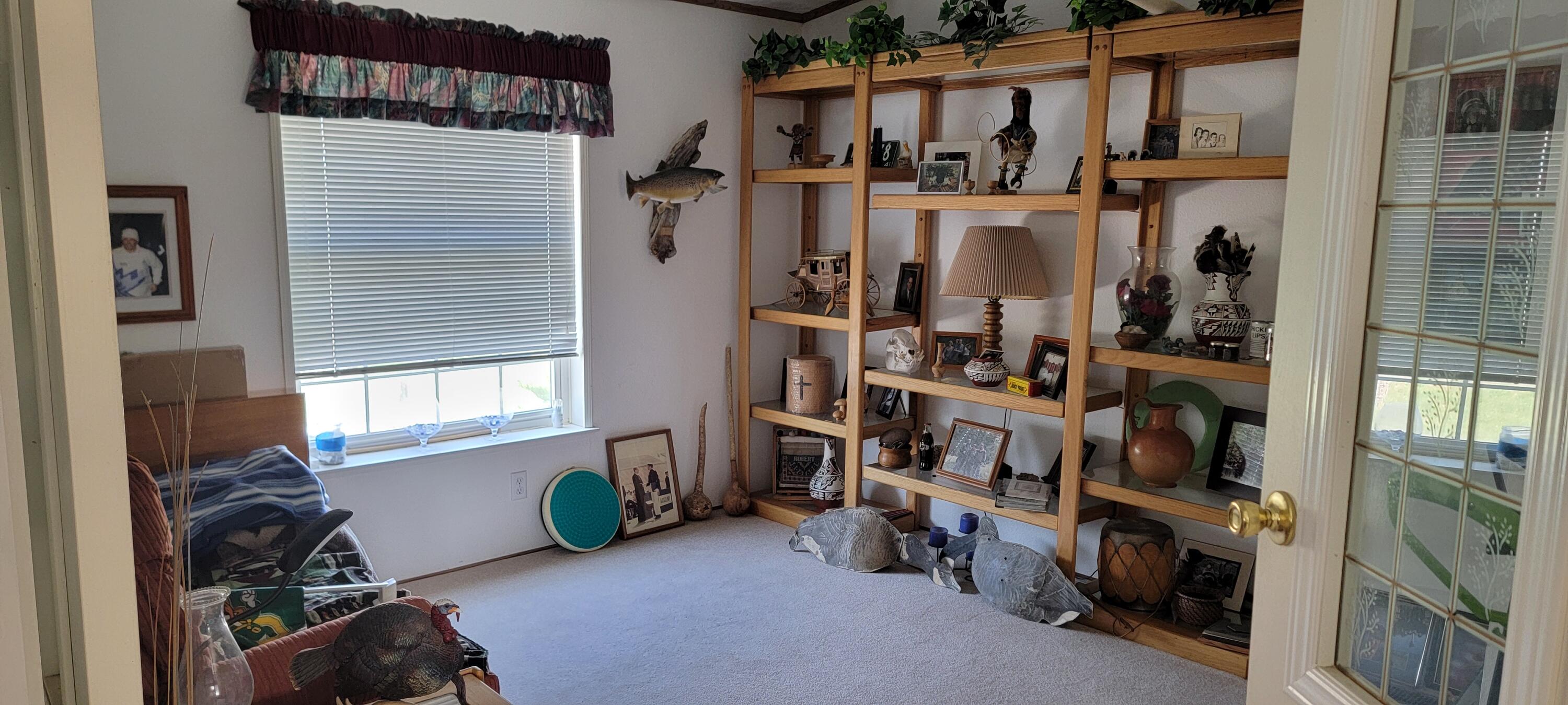 26335 Walker Road Bend, OR 97701 - Photo 16 of 24 Office