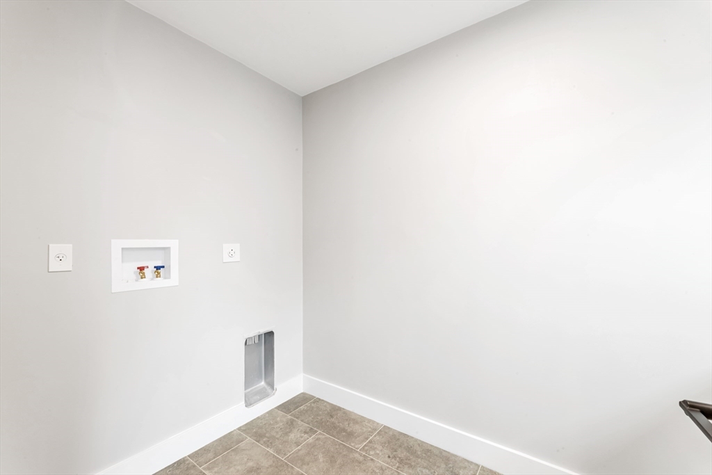 29 Keystone Street Boston, MA 02132 - Photo 24 of 29