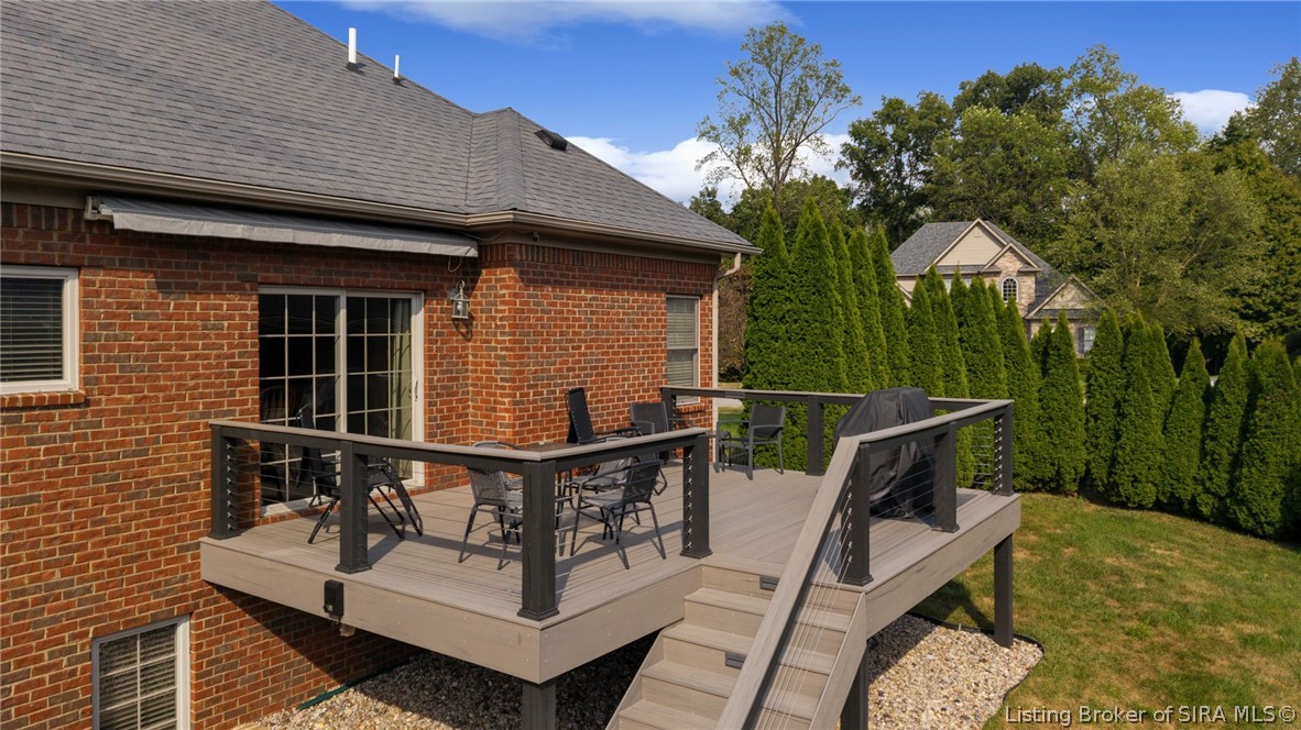 4063 Viewcrest Loop Floyds Knobs, IN 47119 - Photo 38 of 40 3 year old Composite Deck