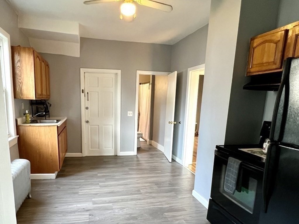 65 Prospect Street Worcester, MA 01605 - Photo 14 of 39