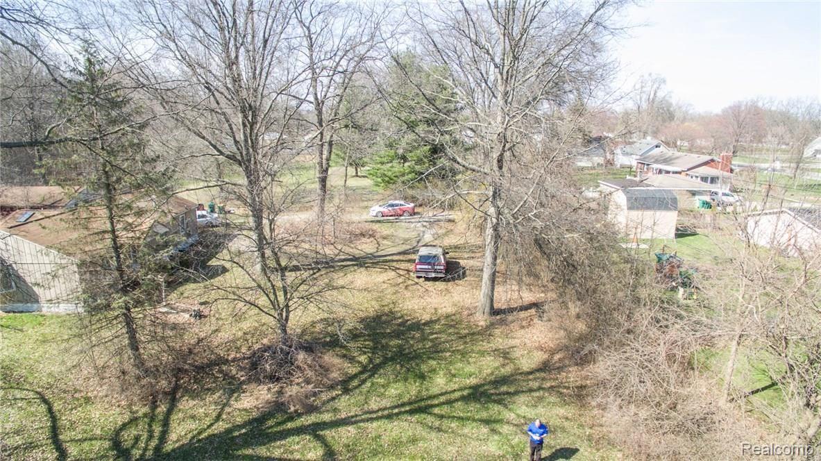 15552 Inkster Road Romulus, MI 48174 - Photo 2 of 21 DJI_0923.jpg
