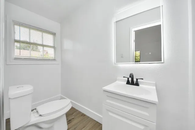 $2,050 | 1203 West 6th Street, Freeport, TX 77541