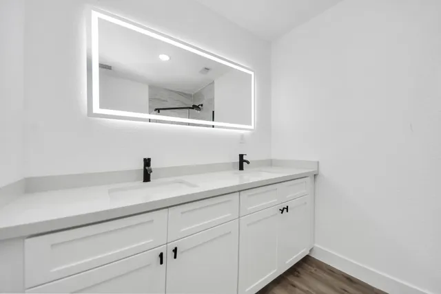 $2,050 | 1203 West 6th Street, Freeport, TX 77541