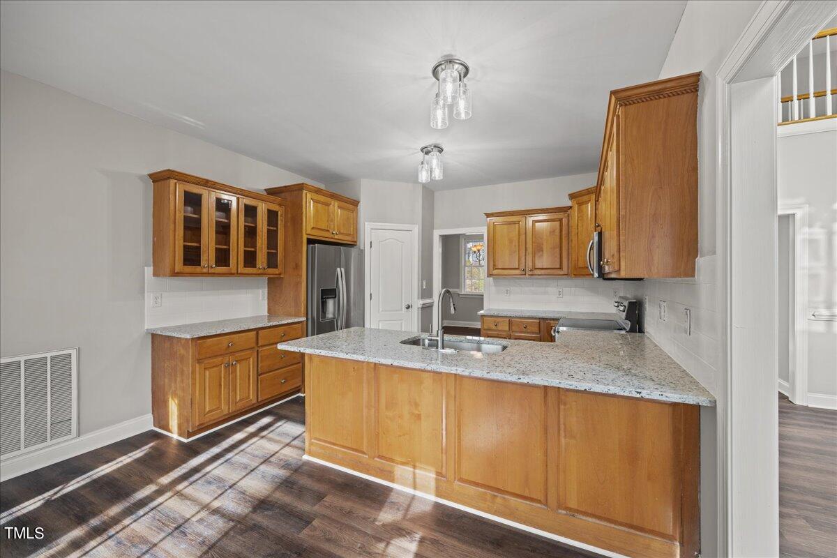 1401 Kabanek Raleigh, NC 27603 - Photo 7 of 42 09-2A1A3617