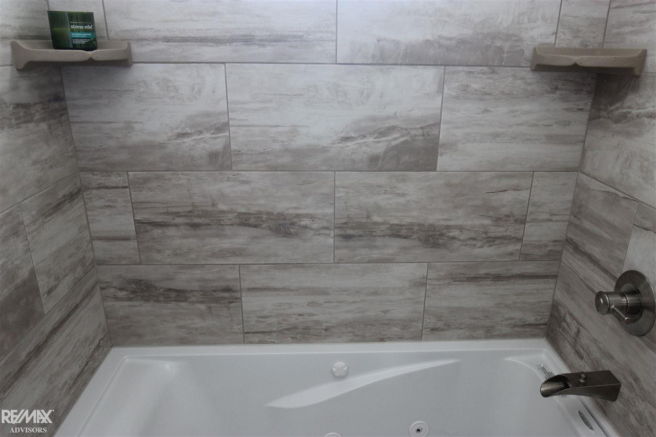55389 Fairchild Road Macomb, MI 48042 - Photo 33 of 61 50006995-33.JPG
