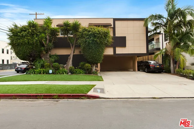 $3,500 | 8440 Willoughby Avenue, Unit 3, Los Angeles, CA 90069