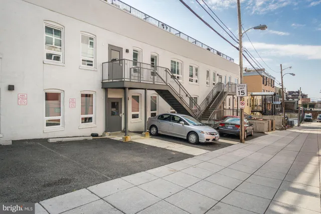 $2,495 | 2422-2424 17th Street Northwest, Unit 301, Washington, DC 20009