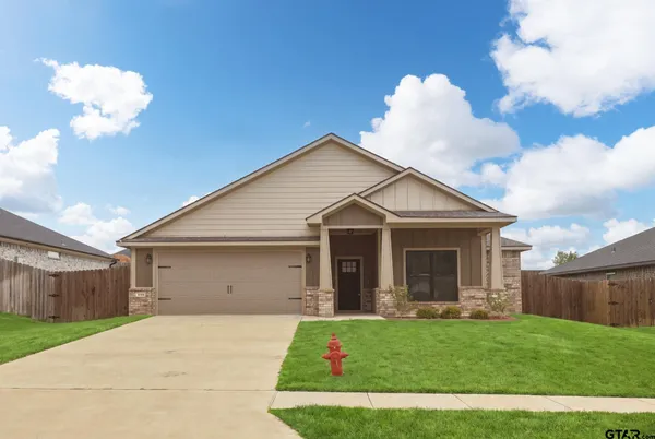 $309,995 | 16221 Crossing Circle, Lindale, TX 75771
