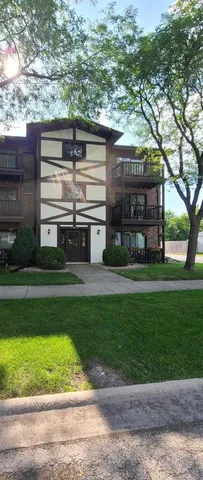 $137,500 | 11800 South Komensky Avenue, Unit 203, Alsip, IL 60803