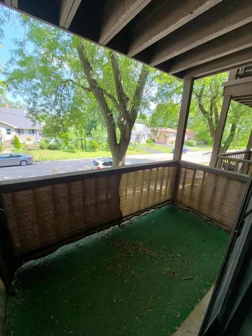 $137,500 | 11800 South Komensky Avenue, Unit 203, Alsip, IL 60803