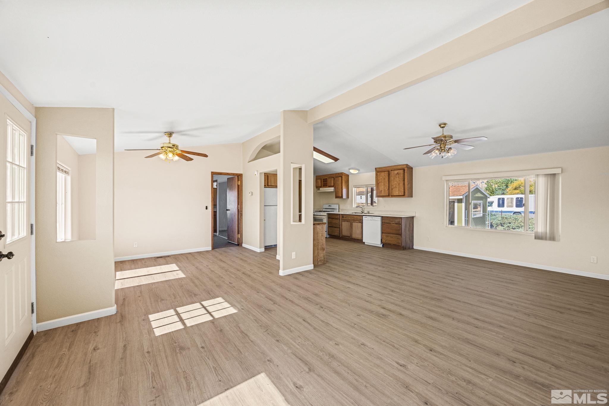 18004 Cold Springs Drive Reno, NV 89508 - Photo 4 of 30 Photo 4