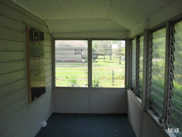 3015 West Temperance Road Temperance, MI 48182 - Photo 4 of 9 20016077-3.JPG