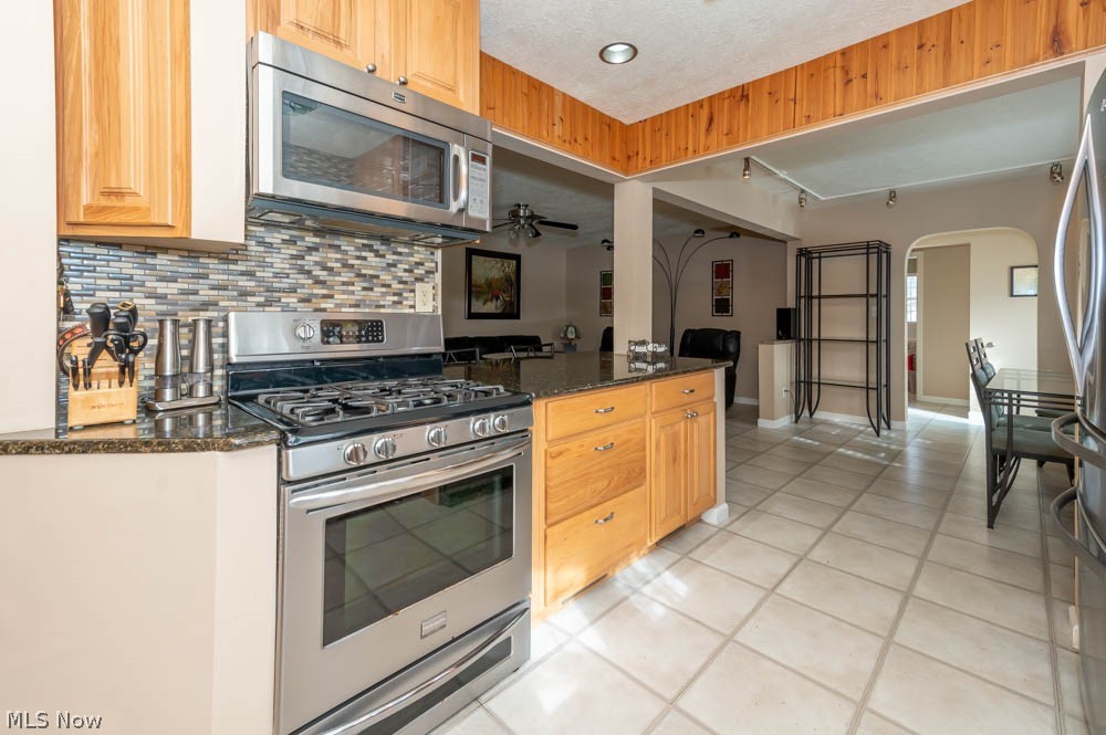1462 Shields Road Youngstown, OH 44511 - Photo 13 of 29 Gallery Image 13