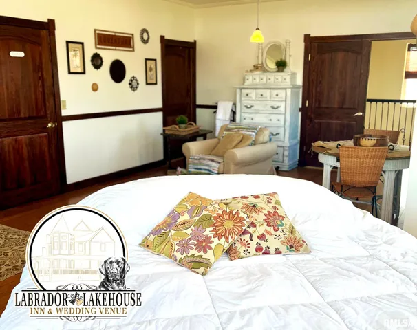 $1,300,000 | 6156 Chautauqua Road, Murphysboro, IL 62966