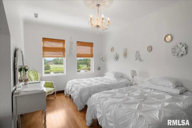 $1,300,000 | 6156 Chautauqua Road, Murphysboro, IL 62966