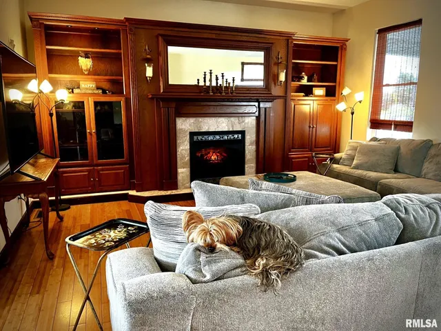 $1,300,000 | 6156 Chautauqua Road, Murphysboro, IL 62966