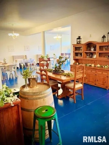 $1,300,000 | 6156 Chautauqua Road, Murphysboro, IL 62966