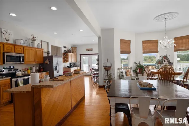 $1,300,000 | 6156 Chautauqua Road, Murphysboro, IL 62966